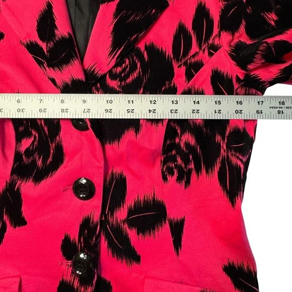 Trina Turk Pink Black Floral Blazer Womens 6 Bell Sleeve Button Career Cocktails - Picture 8 of 12